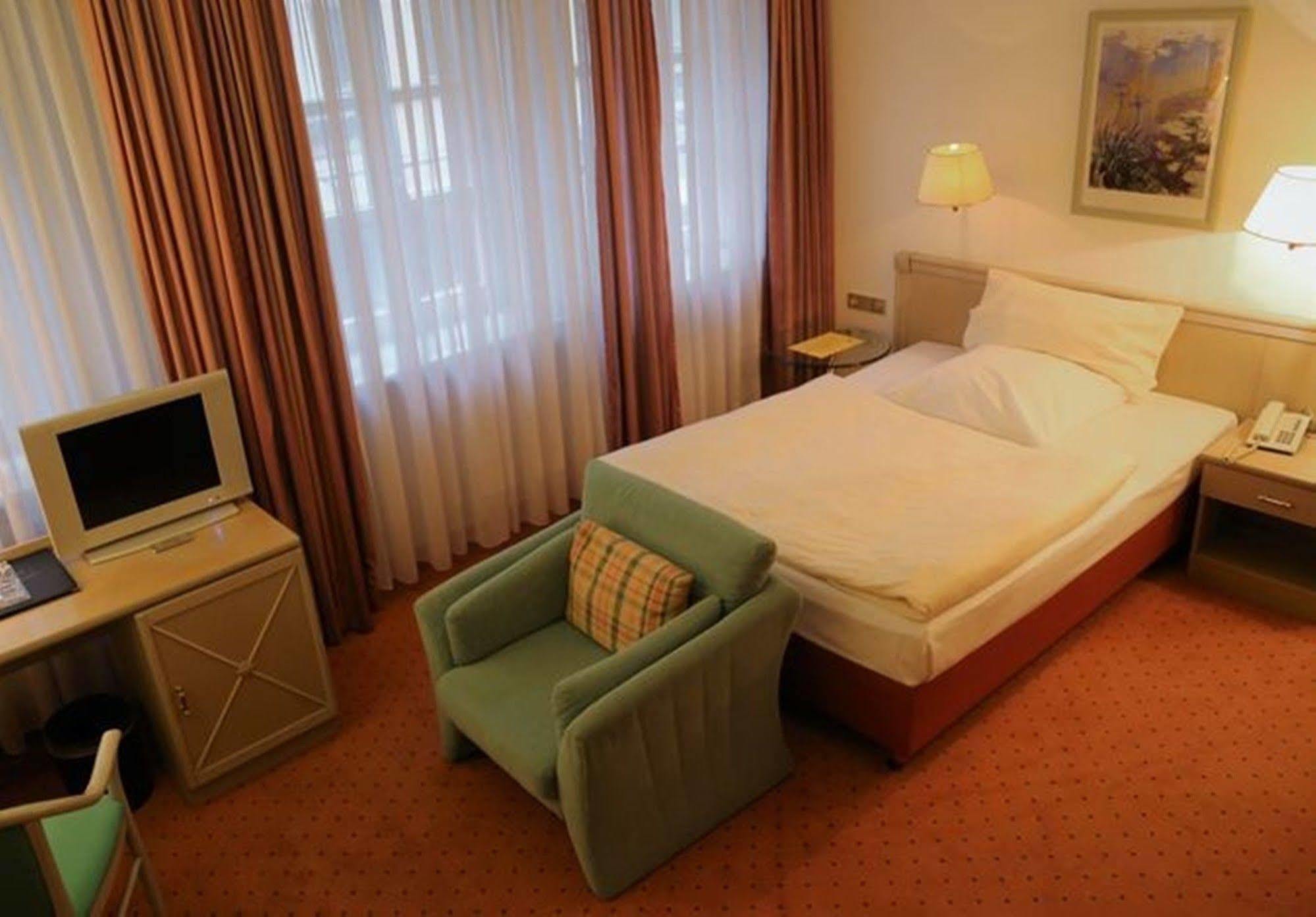 Asam Hotel Muenchen Ngoại thất bức ảnh